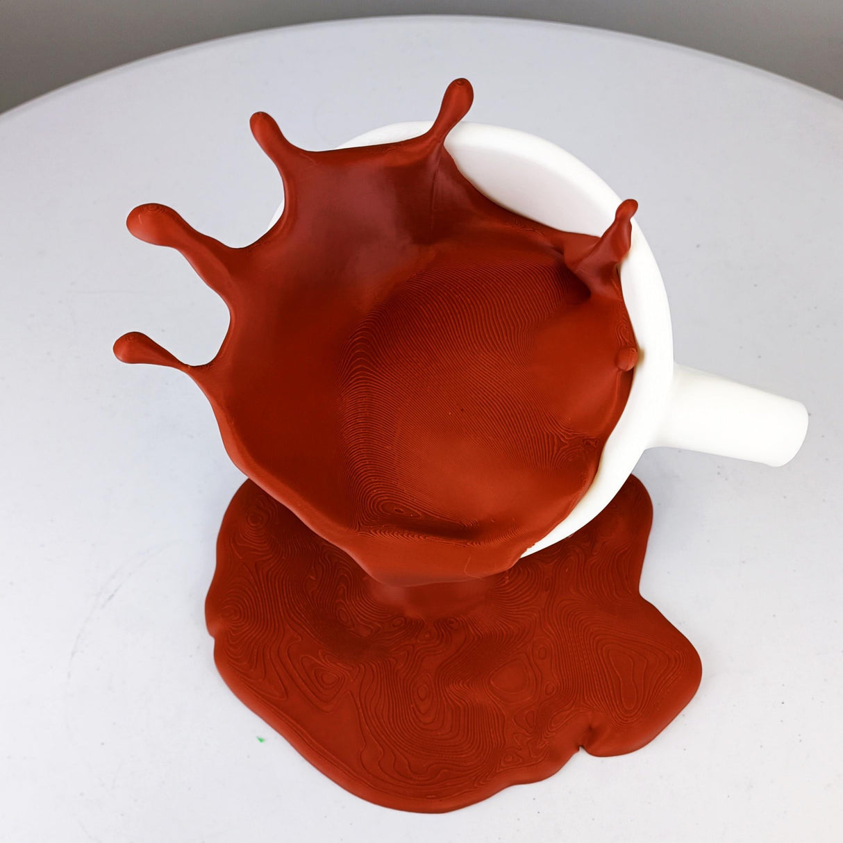 3D Printed Coffee Splash Sculpture | Floating Spilling Coffee Cup Optical Illusion Desk Decor | Coffee Bar Display Unique Barista Gift Cafe