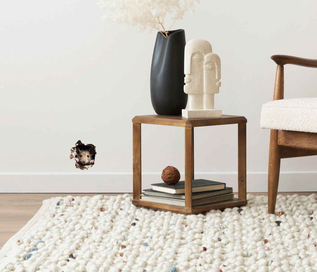 3D wall sticker of a lifelike brown mouse peeking from a mouse hole, enhancing cozy room decor.