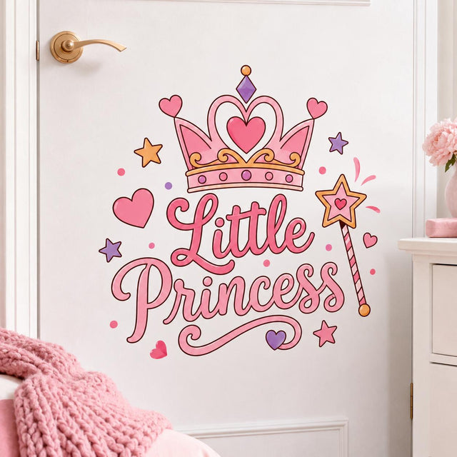 Розовая надпись Little Princess с короной, волшебной палочкой, сердечками и звёздами.